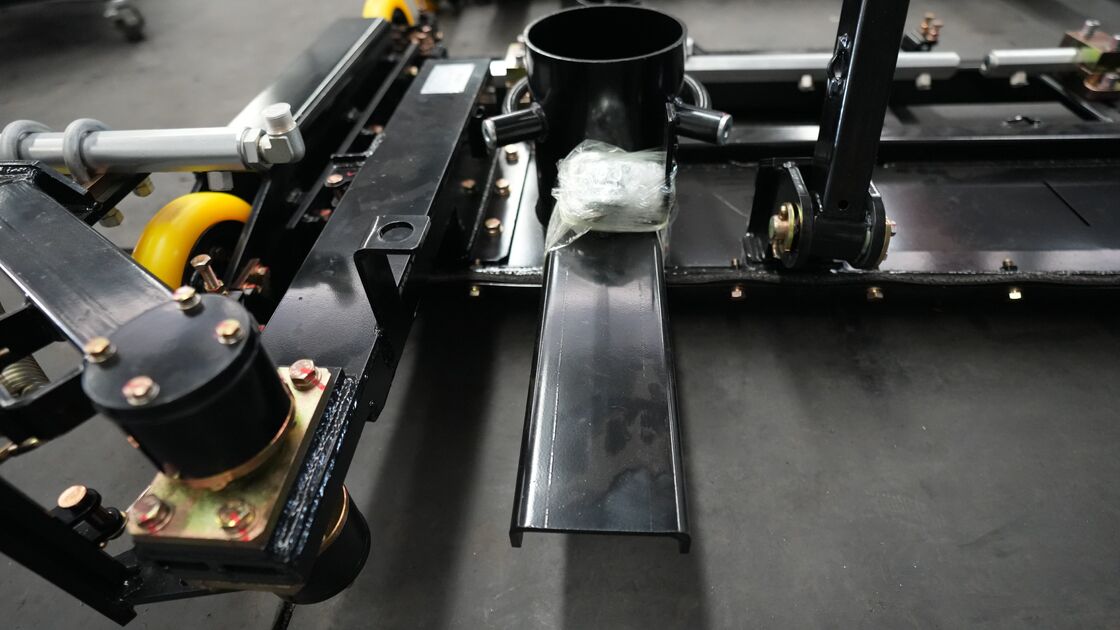 Modular Assembly (Suction Nozzle): Large Particle Intake + Quick-Change Nozzle, Matches Diesel Sweeper-Applicable Requirements