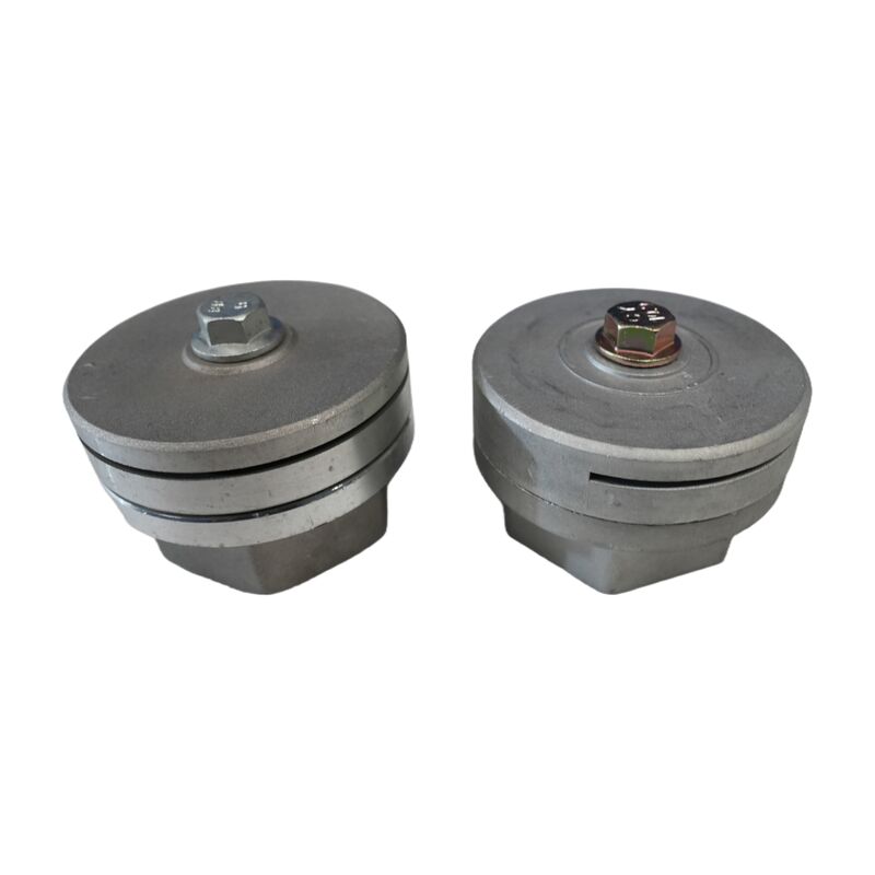 After the sprinkler nozzle, the cylindrical nozzle and the circular large nozzle spray water