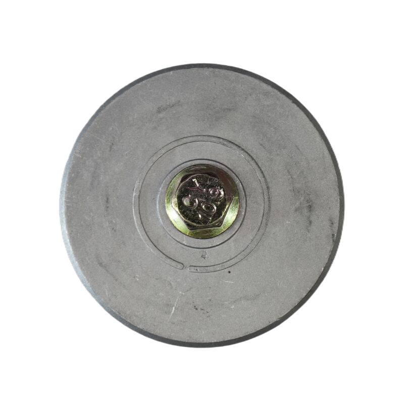 After the sprinkler nozzle, the cylindrical nozzle and the circular large nozzle spray water