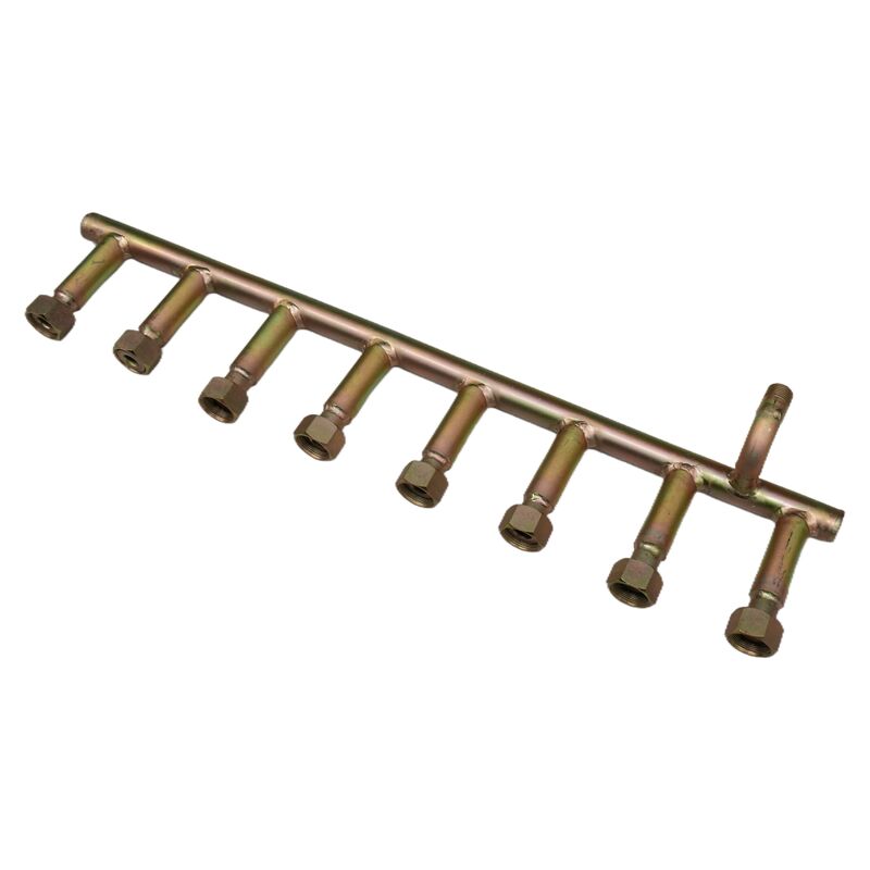 The cleaning vehicle's main water distribution pipe has 8 branches that can be connected to water pipes