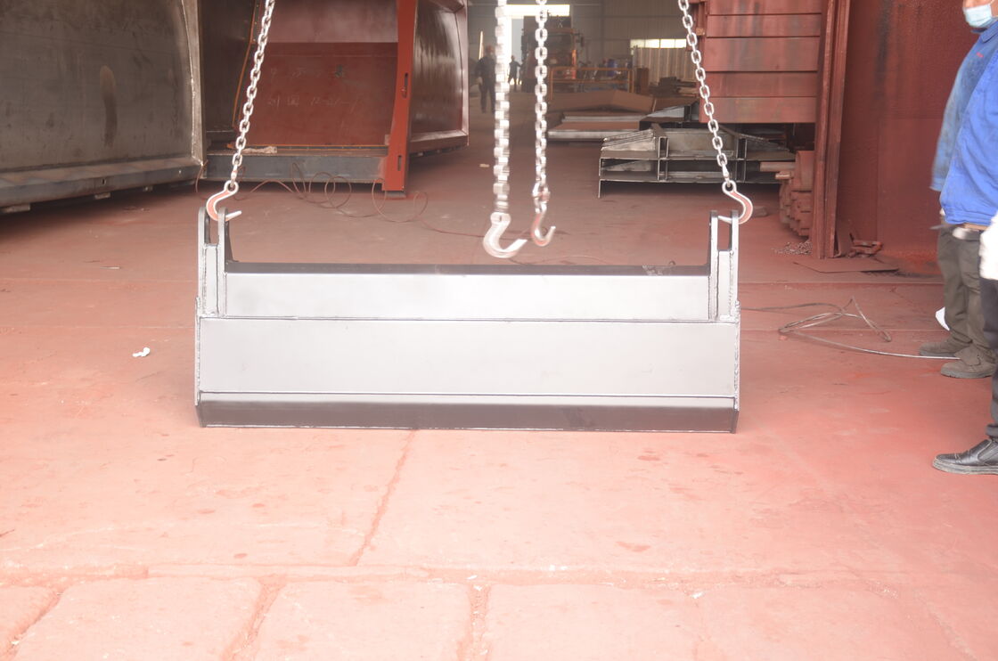 Zoomlion Garbage Truck Spare Part: Garbage Scraper for Scraping Residual Waste & Aiding Collection