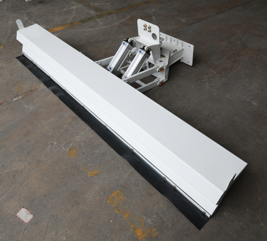 Front-Mounted Spray Rack for Zoomlion’s Large Water Sprinkler – Street/Road Stain Removal