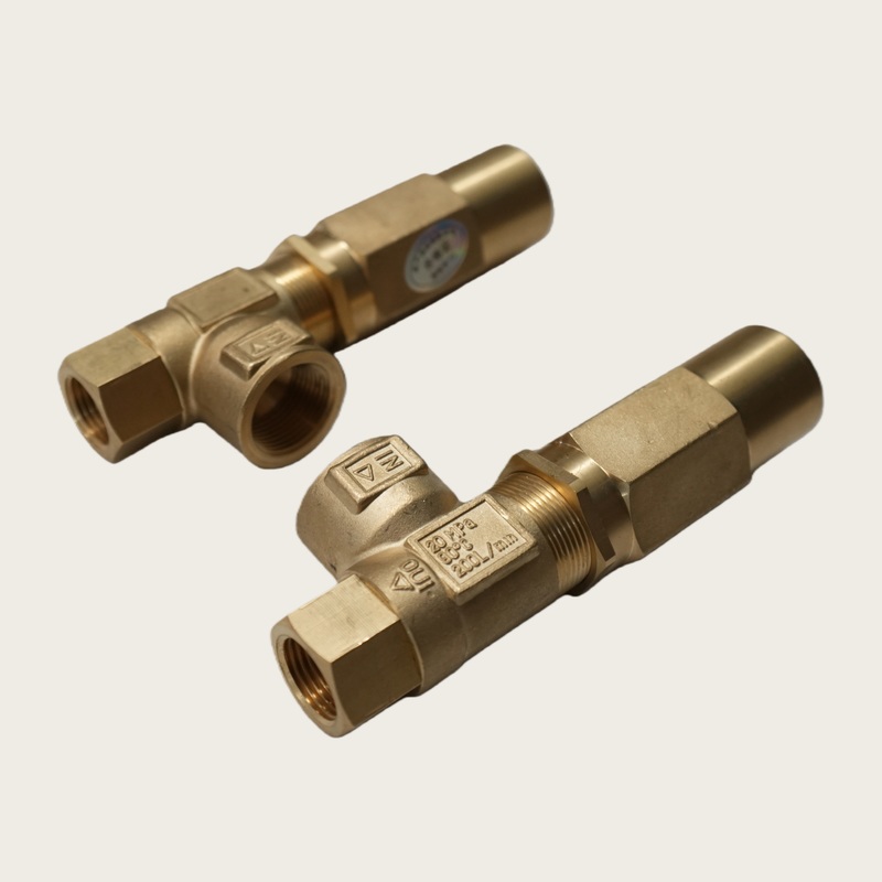 High-Pressure Relief Safety Valve - Corrosion-Resistant Safety Valve, 300L/min Overflow Valve, Cleaning Equipment Safety Valve