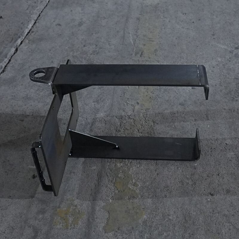 Steel Material Integrated Pump Mount for High-Pressure Water System in Sweeper Trucks with 3.5kg Weight