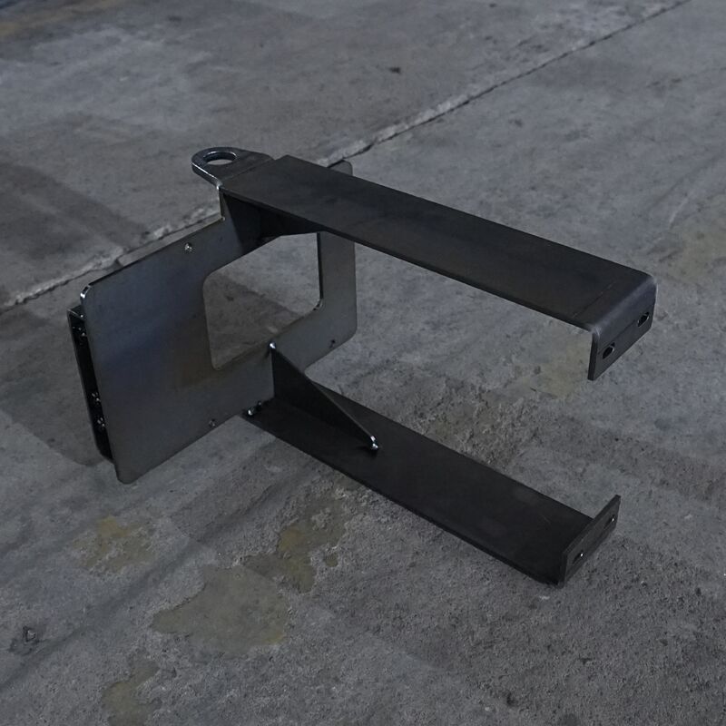 Steel Material Integrated Pump Mount for High-Pressure Water System in Sweeper Trucks with 3.5kg Weight