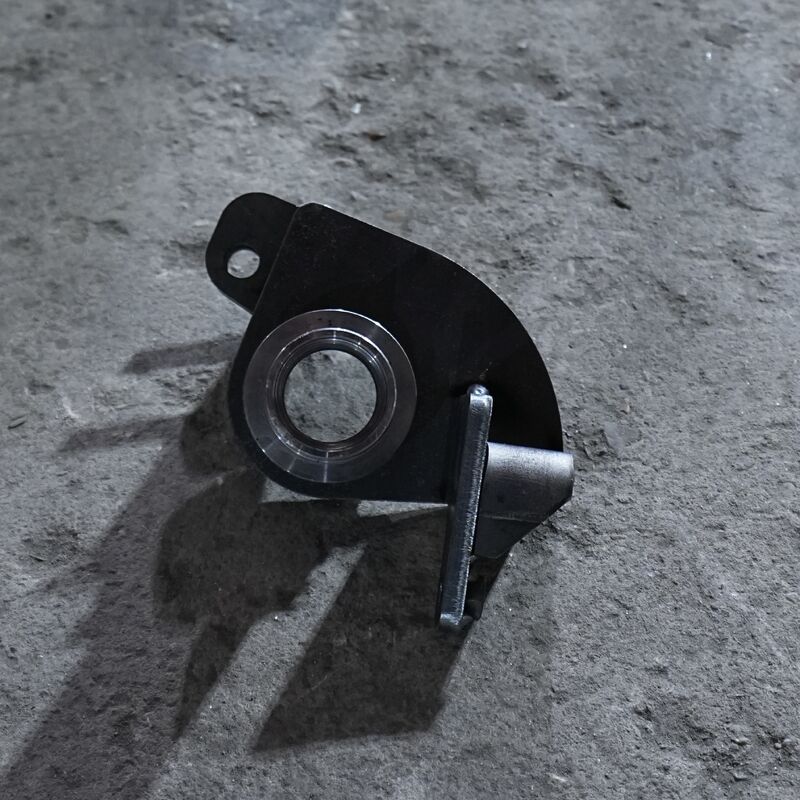 Steel Material Spray Bar Rotating Hub and Pivot Assembly with 1.2kg Weight for Spring-Based Self-Resetting Sweeper Nozzle Connection