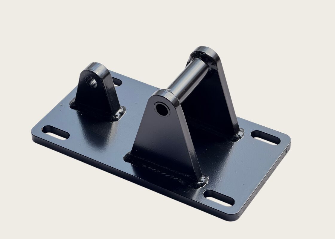 Steel Sweeper Oil Pump Bearing Housing with Load Support Vibration Damping and Seal Retention for Sanitation Vehicles
