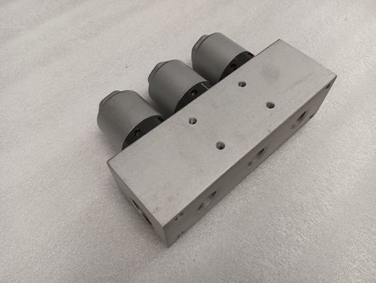 Cleaning Vehicle Water Discharge Valve Highly Precise Plug In Valve Assembly